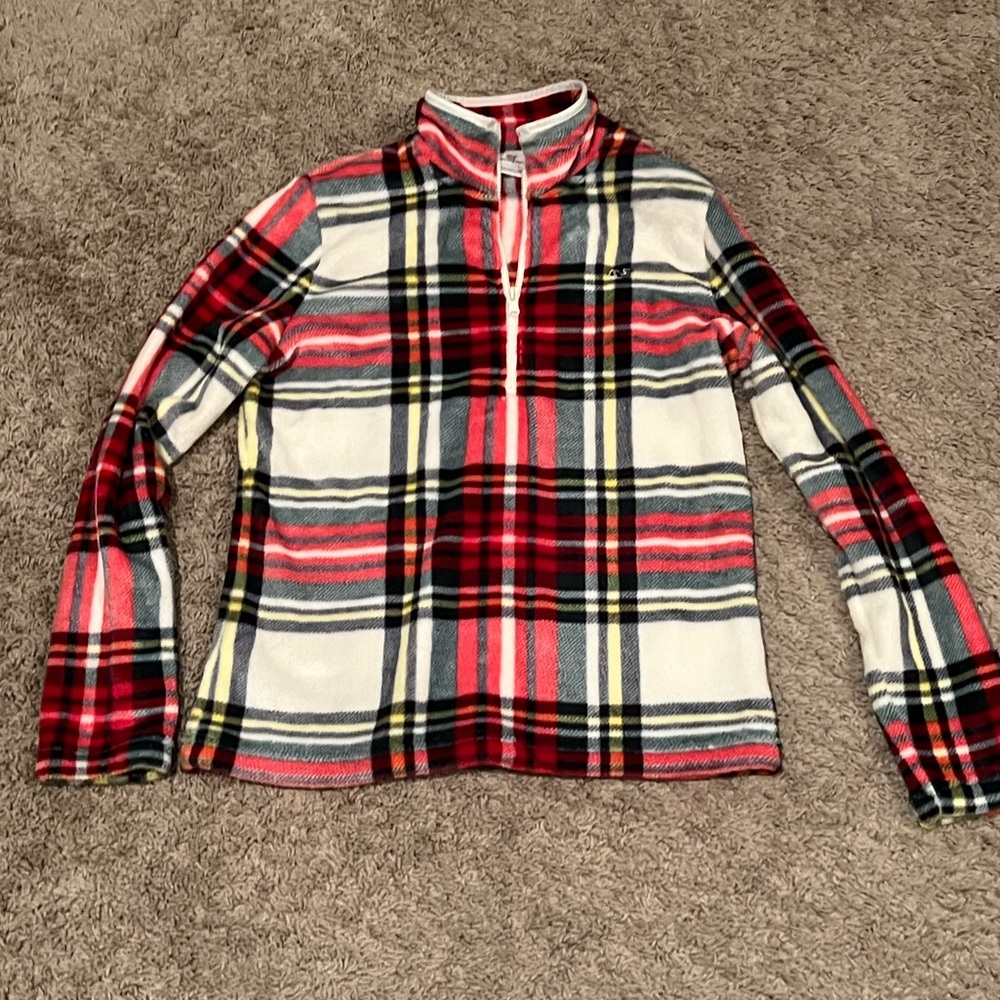 Vineyard Vines pullover size Small